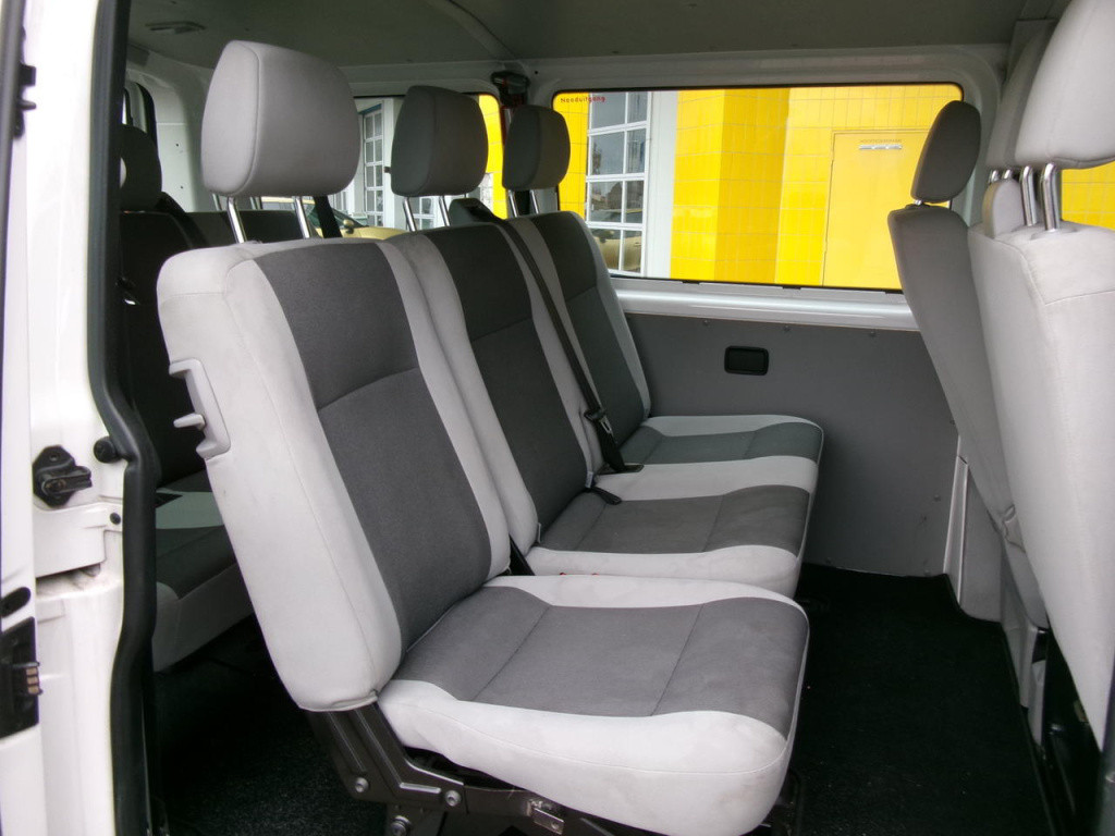 Volkswagen Transporter 2.0 tdi airco 9-persoons personenbus trekhaak