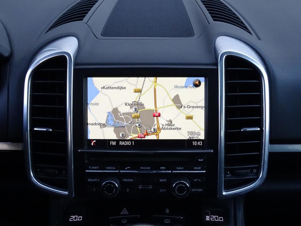 Porsche Cayenne 3.0 d | bose | pano | memory | bi-xenon