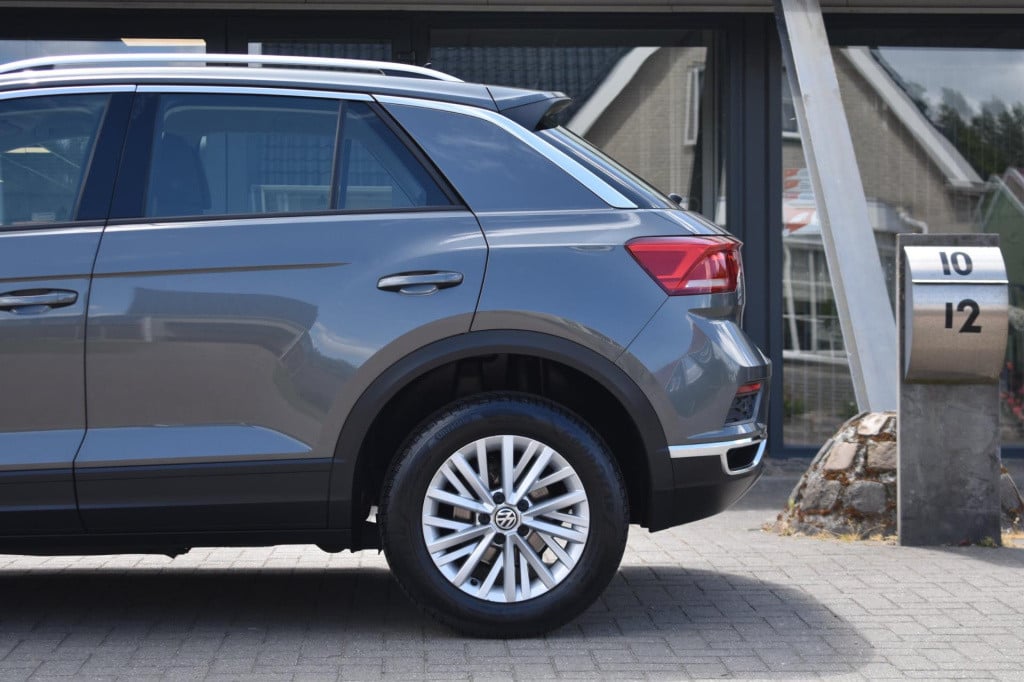 Volkswagen T-roc 1.0 tsi | camera | apple carplay | android auto | navigati
