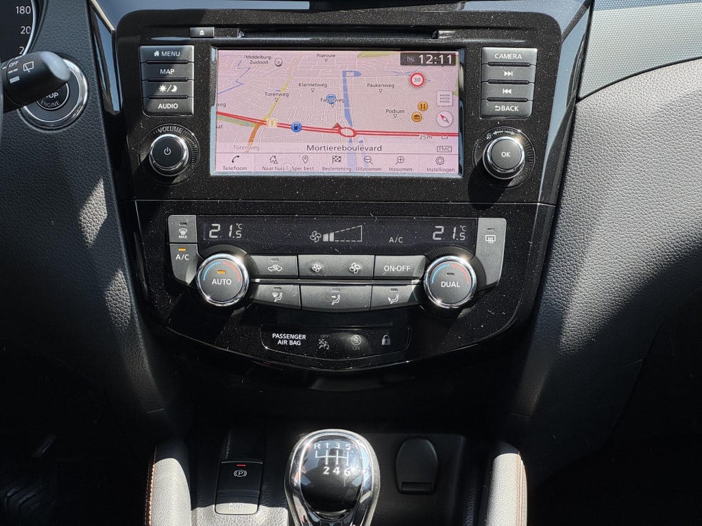 Nissan Qashqai 1.3 dig-t n-motion | trekhaak | panoramadak | apple carplay/