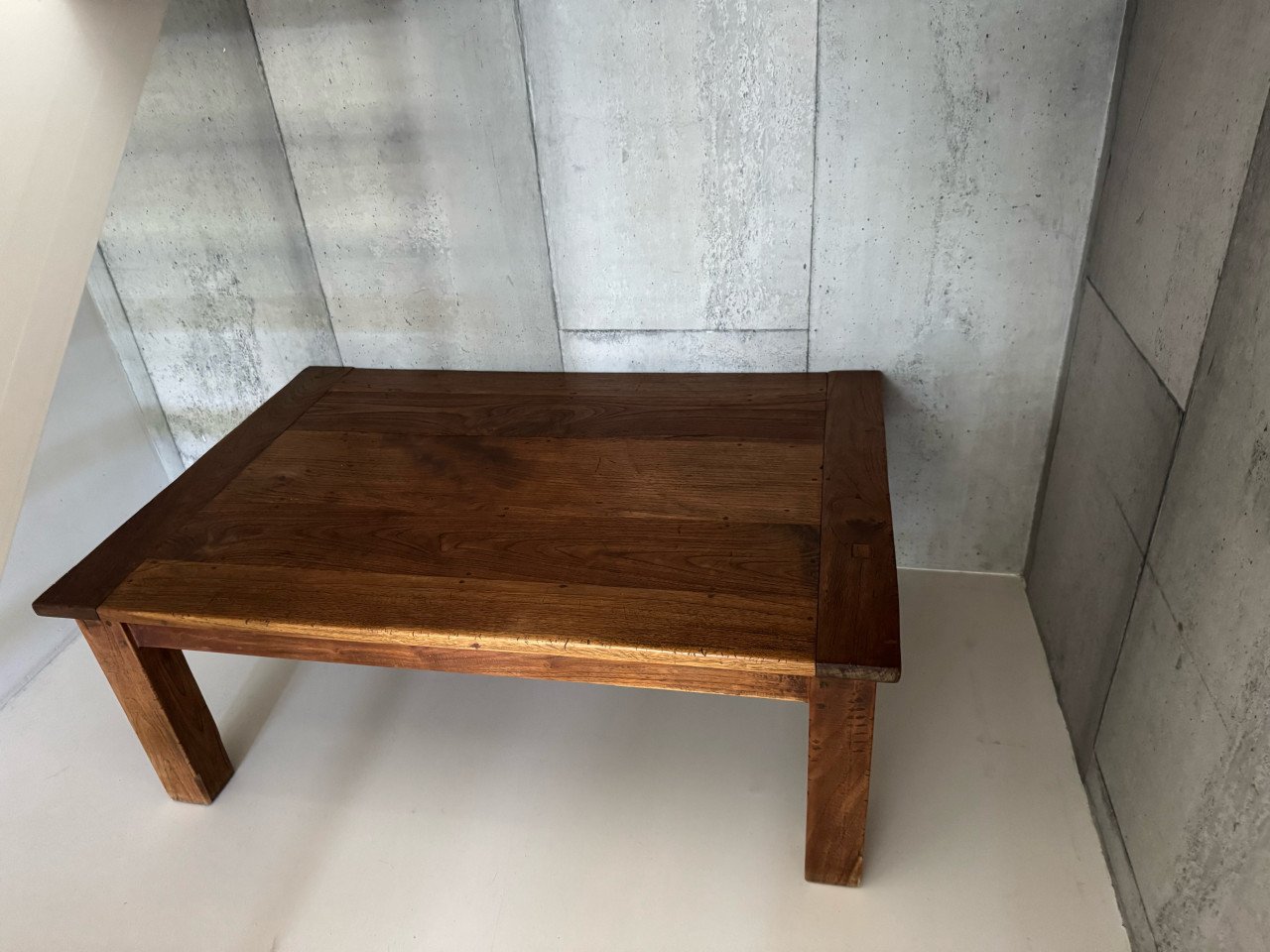 Salon tafel 120 -80 breed 45 hoog