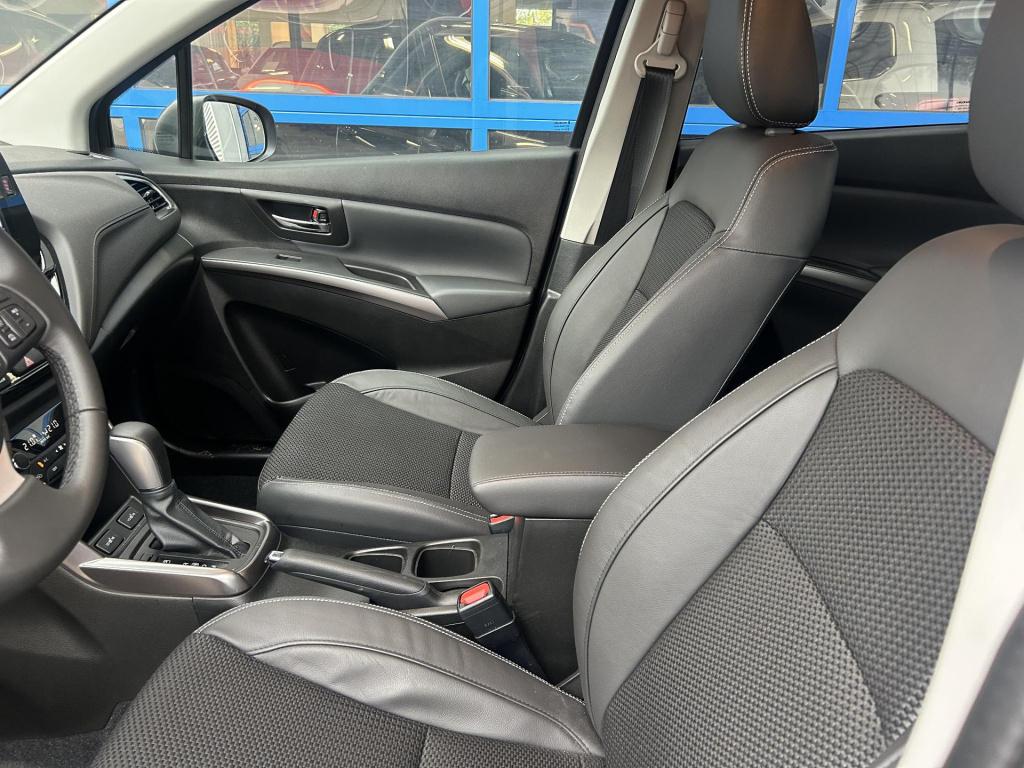 Suzuki Sx4 S-cross 1.4 boosterjet style hybrid