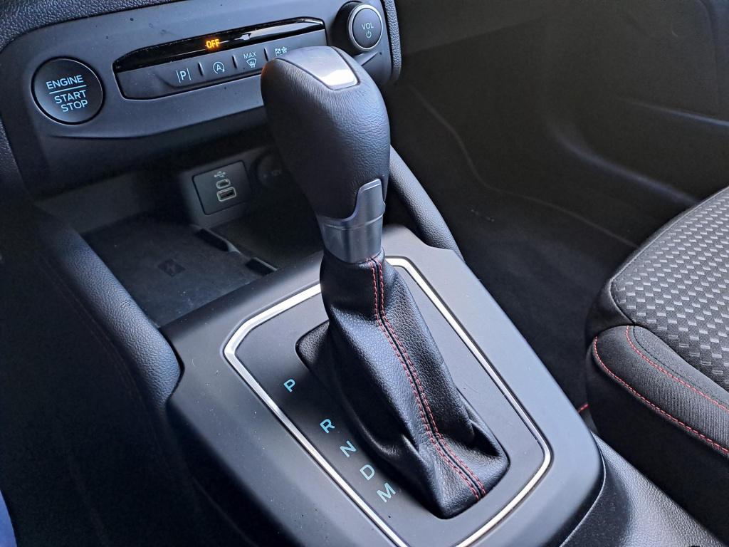 Ford Focus wagon 1.0 ecoboost hybrid st line x | apple carplay & android au