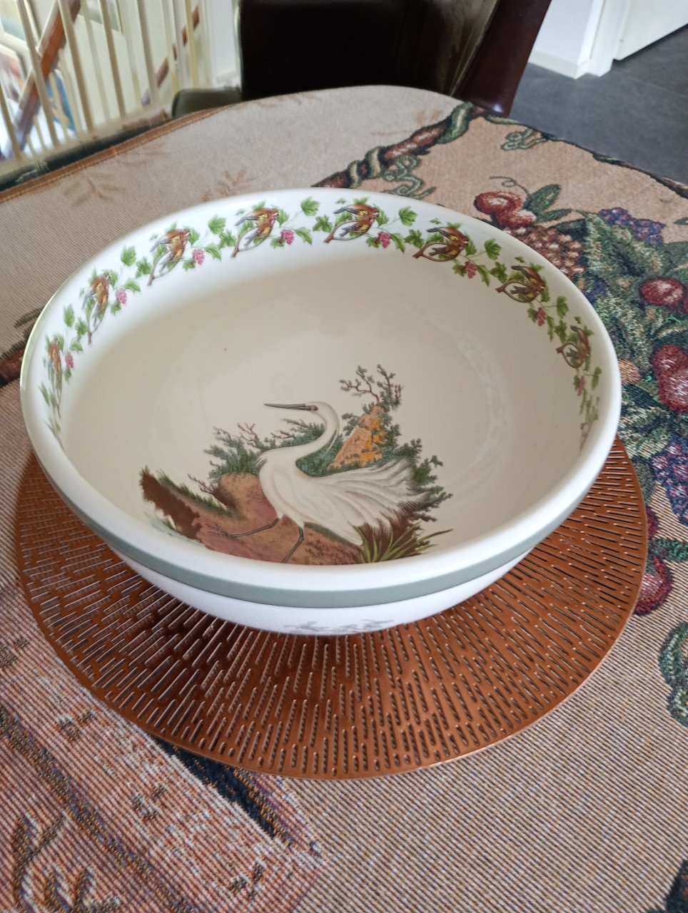 Schaal met vogels