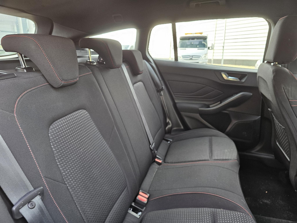 Ford Focus wagon 1.0 ecoboost hybrid titanium style