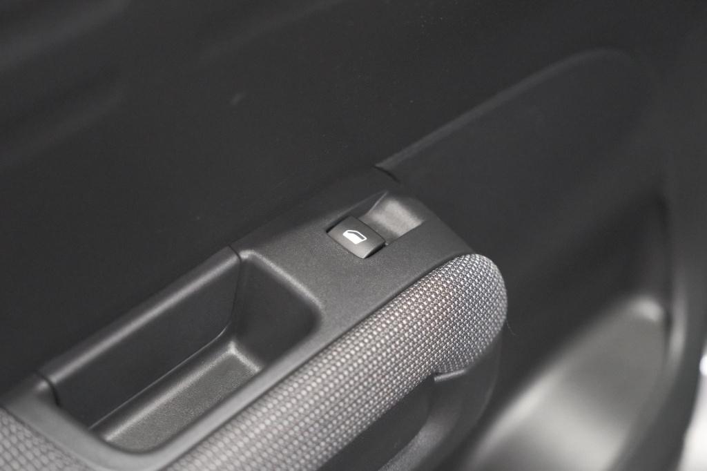 Citroen C3 Aircross puretech 130 eat6 shine pack | camera | apple carplay |