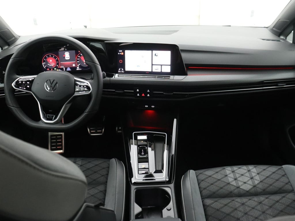 Volkswagen Golf 1.5 etsi r-line business | camera | navigatie | apple carpl