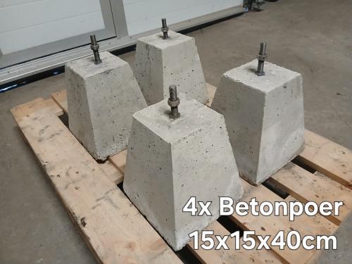 4x verstelbare betonpoer, paalsteun, sokkel of fundering.