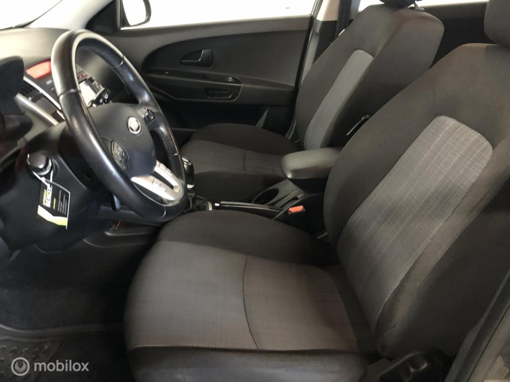 Kia Cee'd sporty wagon 1.4 cvvt navigator plus pack