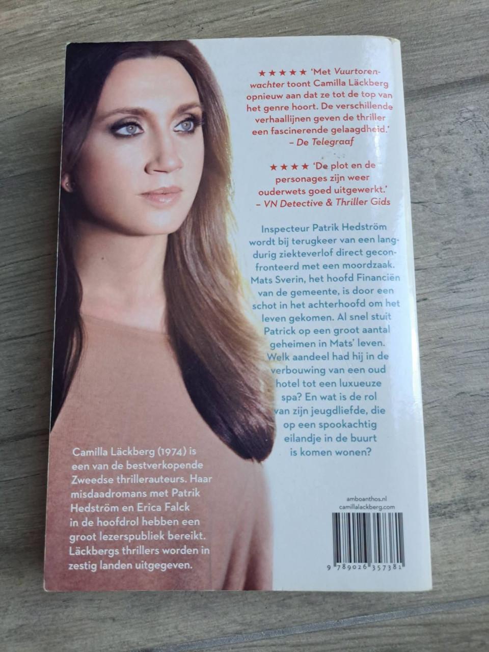Thriller Vuurtorenwachter van Camilla Lackberg