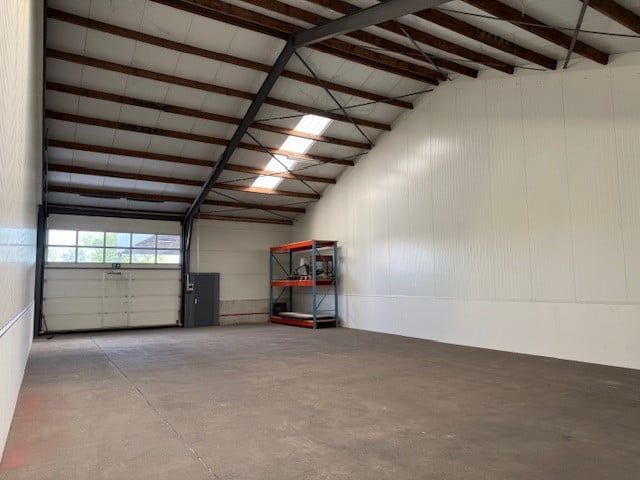 Bedrijfshal Kapellebrug te huur 220m2 of meer