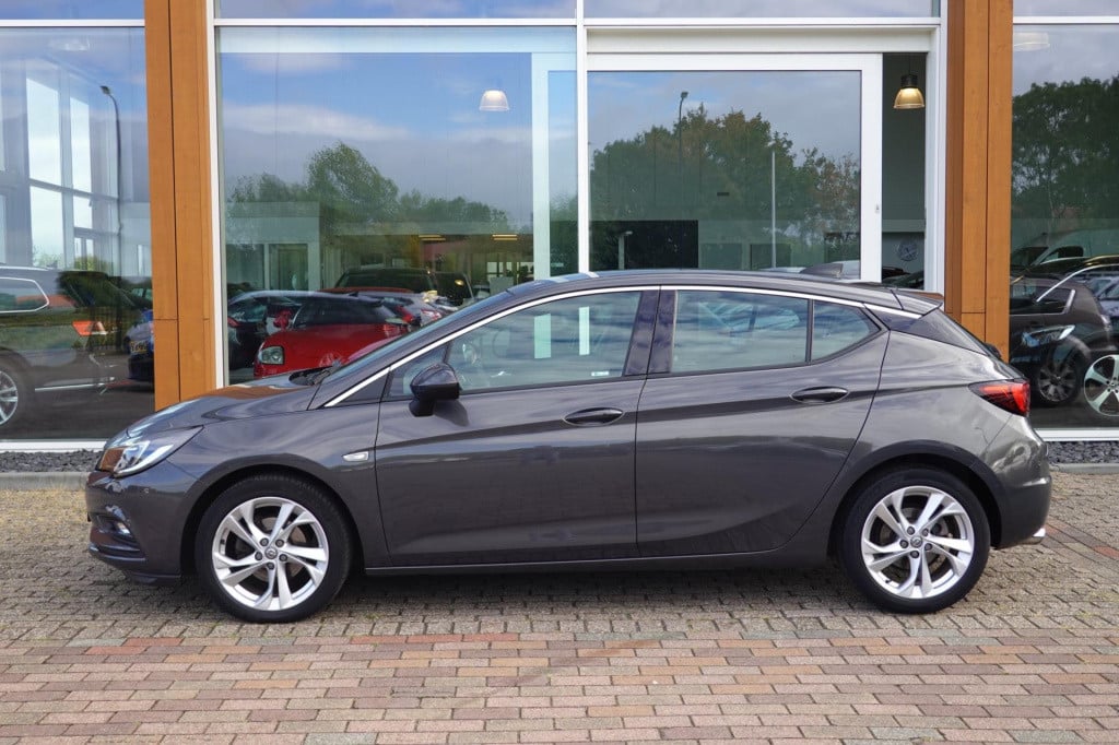 Opel Astra 1.4 innovation