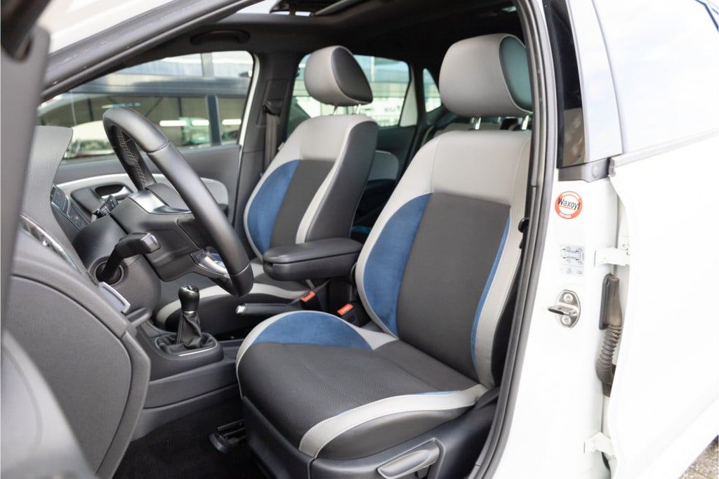 Volkswagen Polo 1.4 tsi bluegt 15pk pano nav 17inch