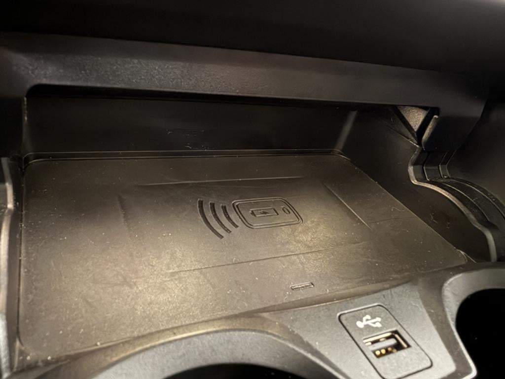 BMW 3-serie 330e high executive | schuif/kanteldak | trekhaak | 360 camera 