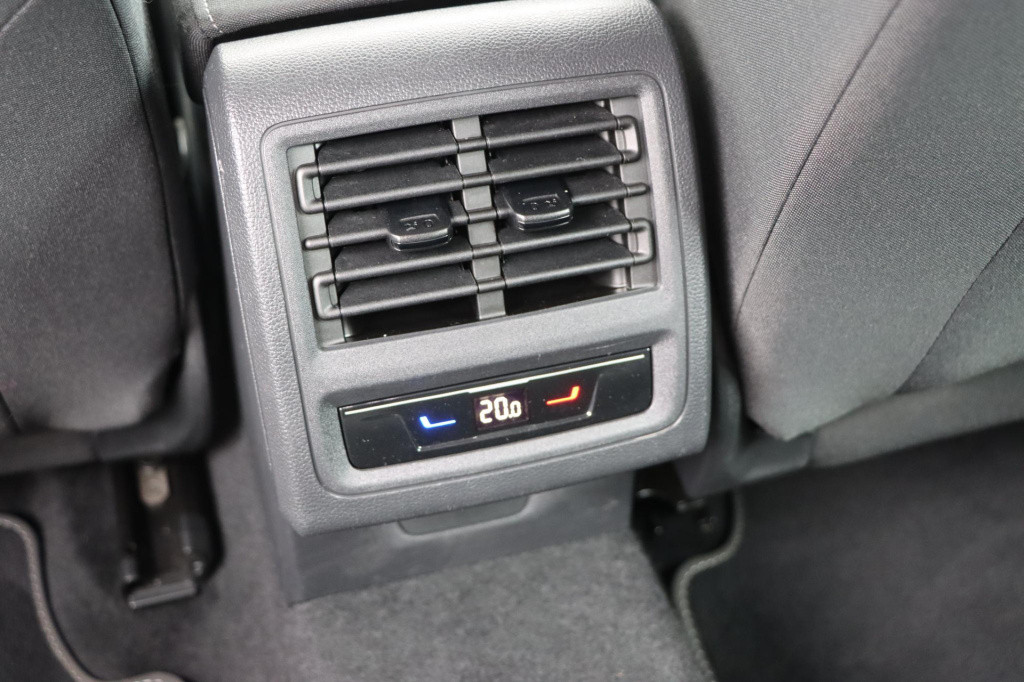 Volkswagen Golf 1.4 ehybrid style 204pk dsg6