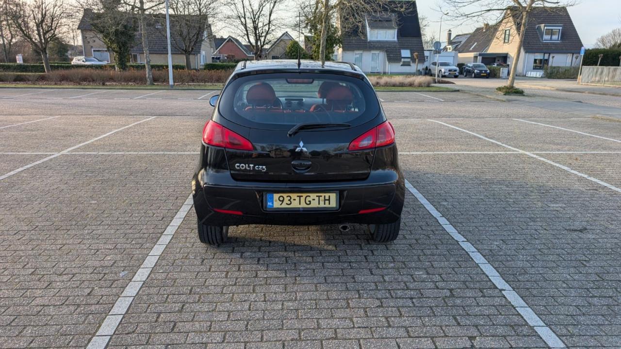 Mitsubishi Colt 1.3 | NIEUWE APK
