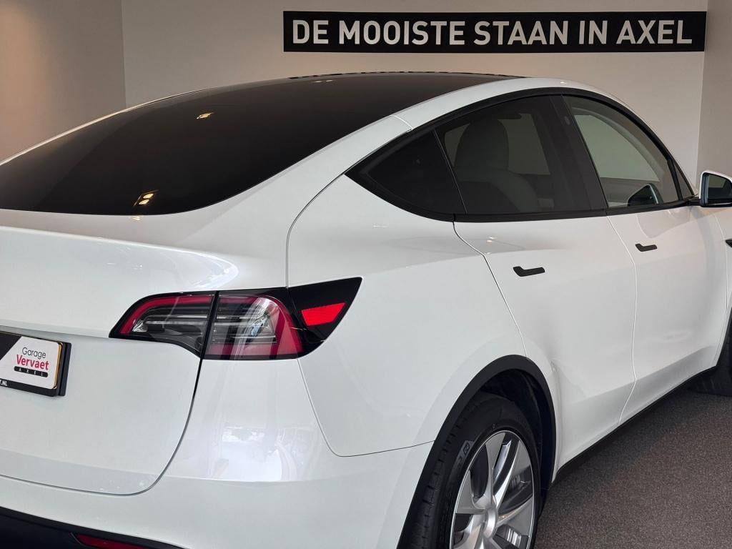 Tesla Model Y rwd 58 kwh / soh 98%