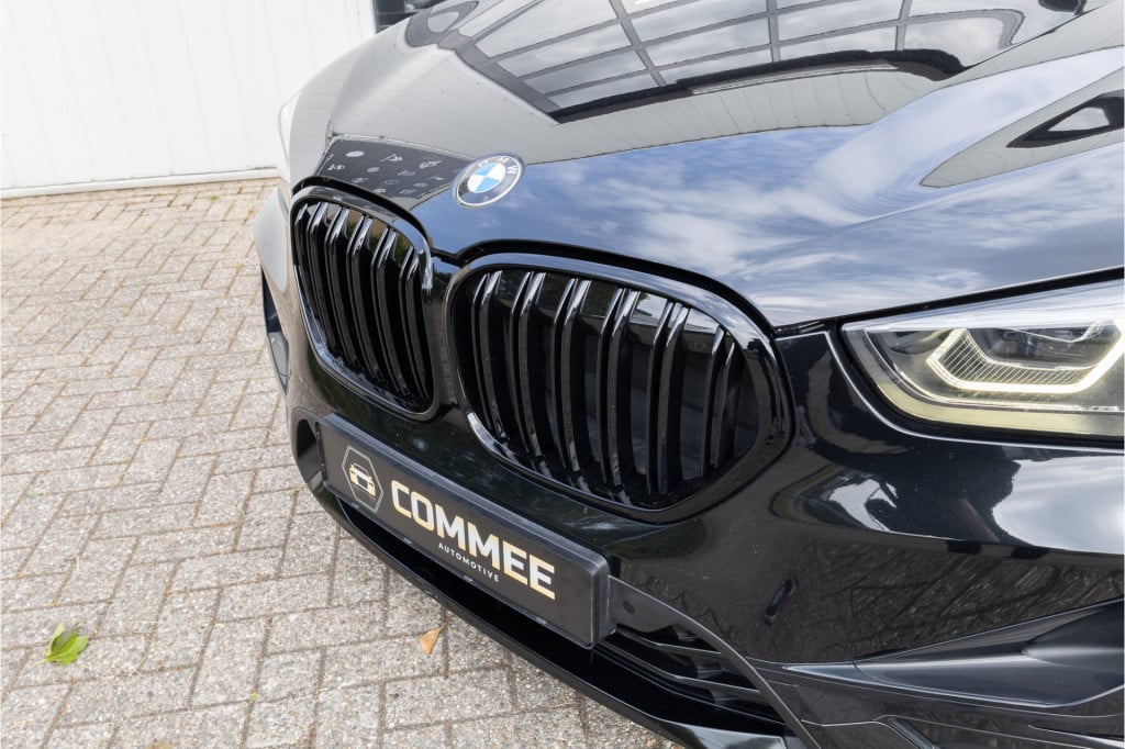 BMW X1 xdrive25e sport line ✅pano✅navipro✅sportstoelen