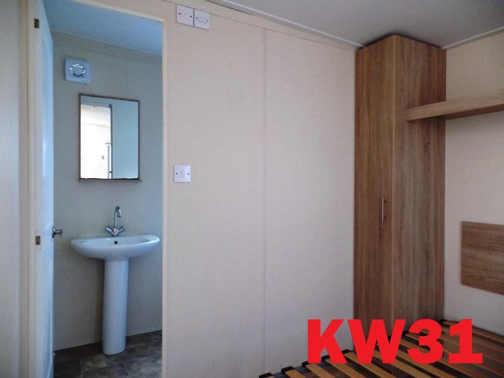 Diverse compacte stacaravans en chalets te koop