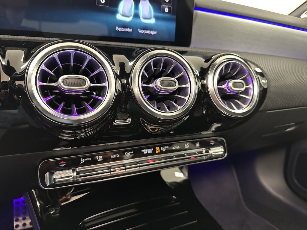 Mercedes-Benz A-Klasse 250 e premium plus | burmester | 360 camera | memory