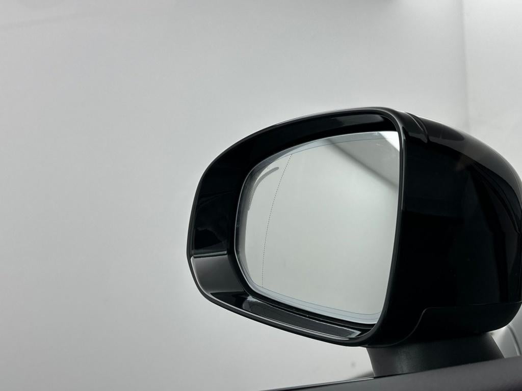 Volvo XC60 t8 ultra dark executive edition recharge awd