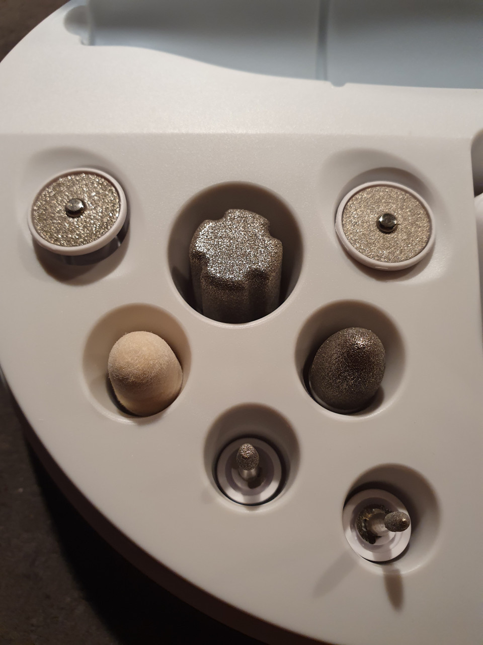 Nog nieuw Beurer manicure- en pedicureset, in zeer goede staat....
