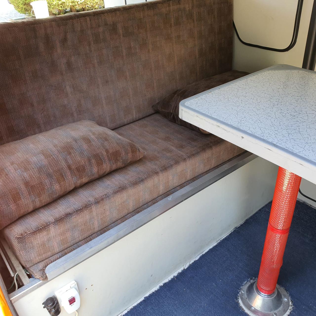 Volkswagen T3 diesel kampeerauto (volledig wegenbelastingvrij)