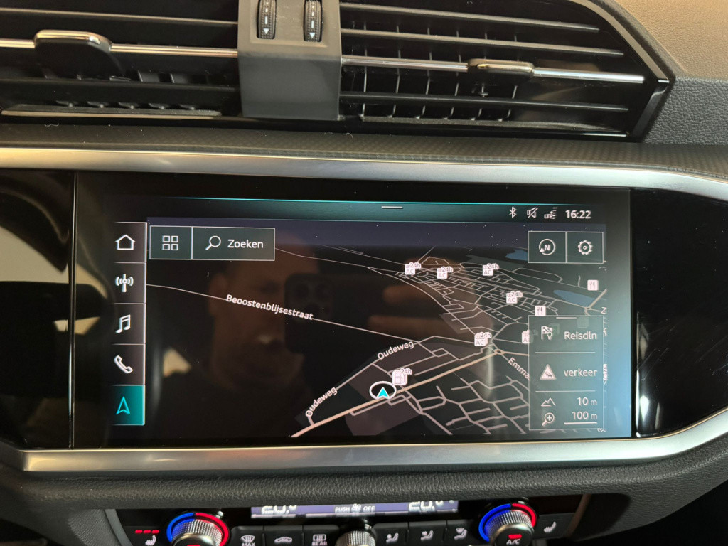 Audi Q3 35 tfsi advanced