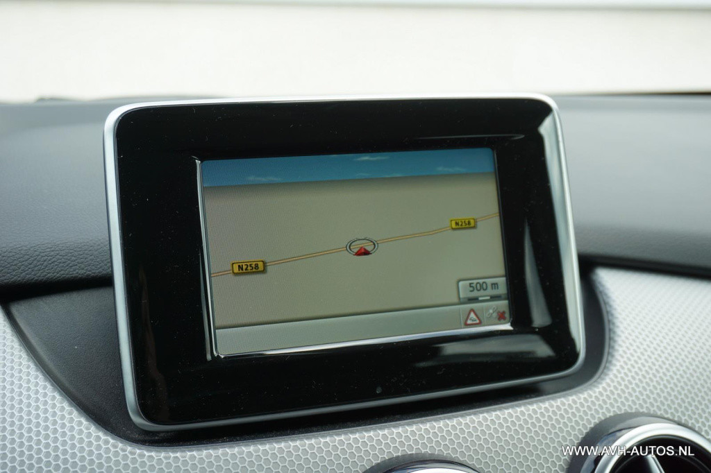 Mercedes-Benz B-Klasse 180 ambition