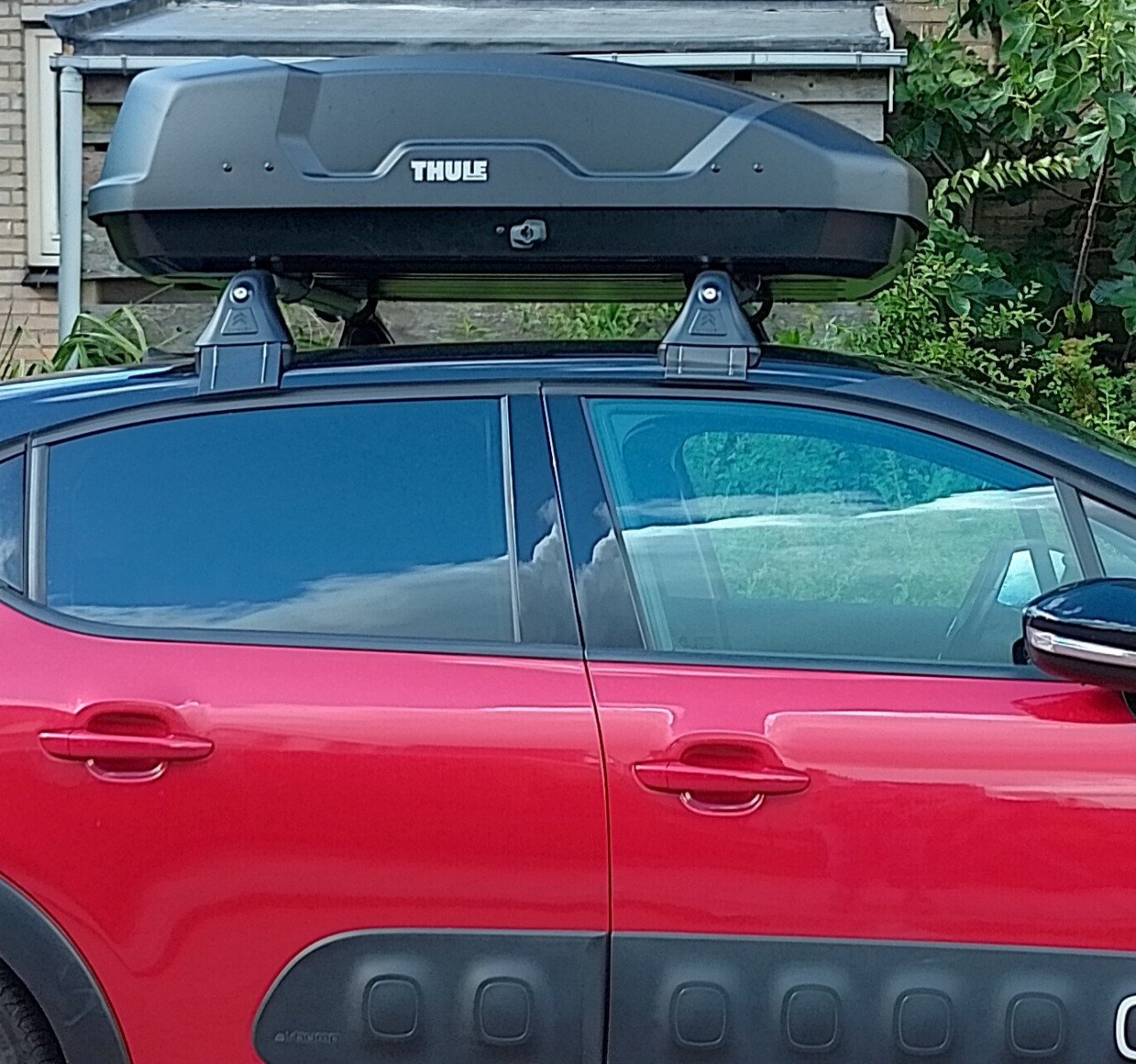 Thule dakkoffer Force XT, S