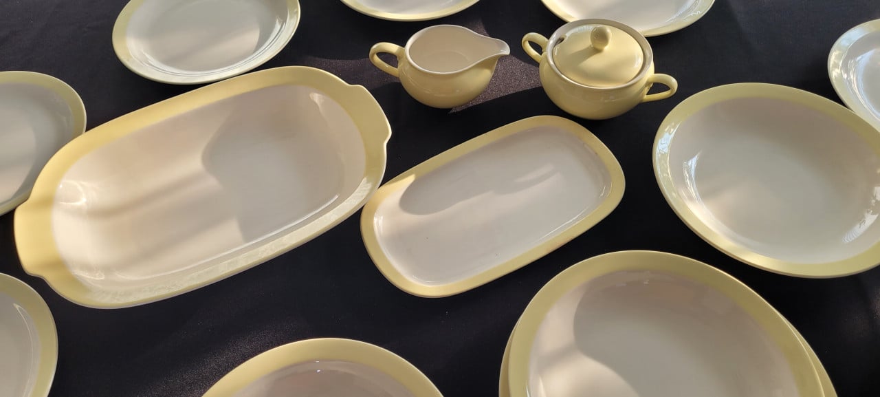 Servies   P Regout