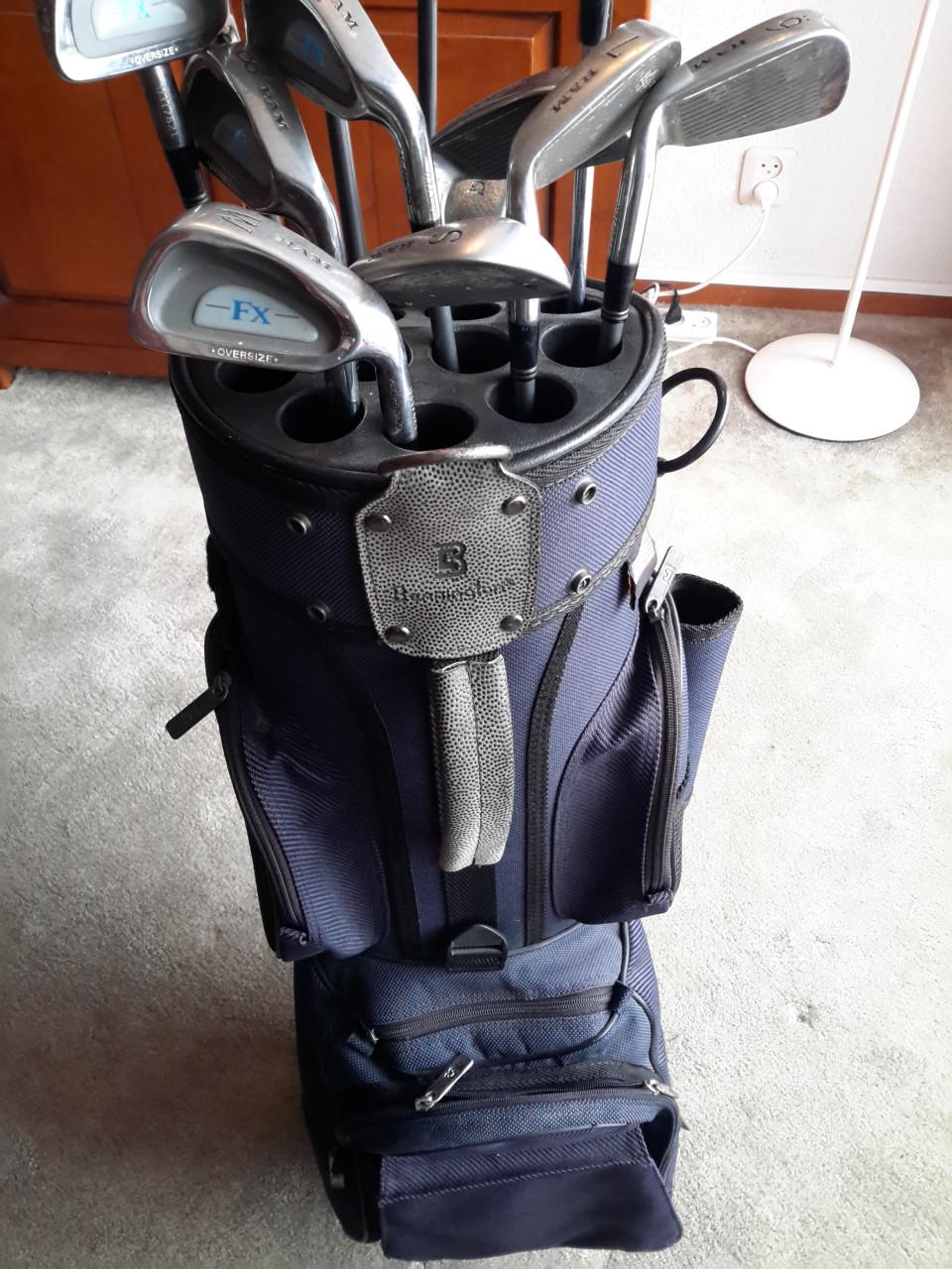 Twee golfsets (apart te koop)
