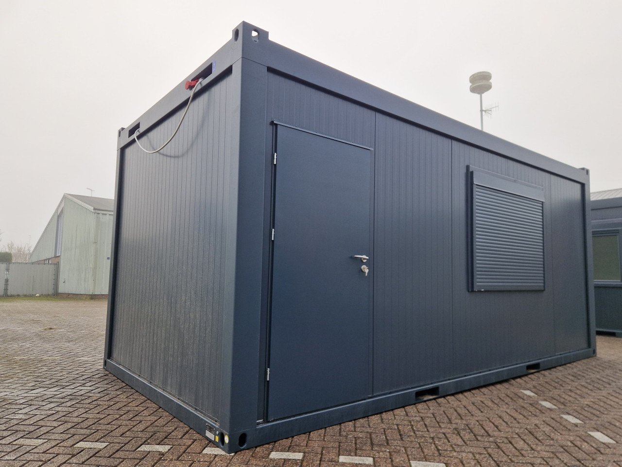 Nieuwe 6x3m kantoorunit / uitvoerderskeet met keuken en wc