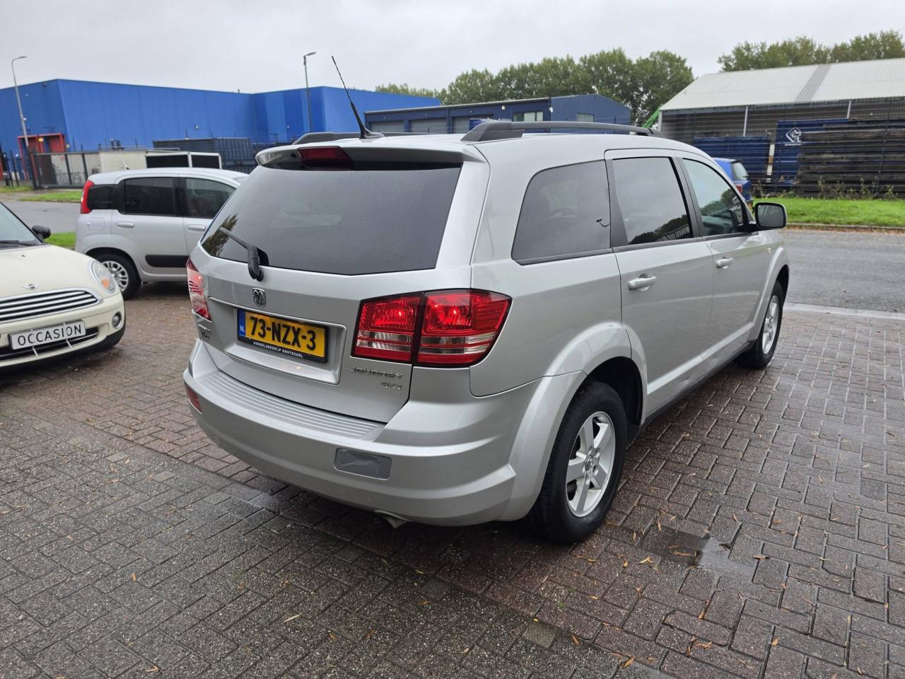 DODGE JOURNEY 2.4 BENZINE – 170 PK – BOUWJAAR 2011