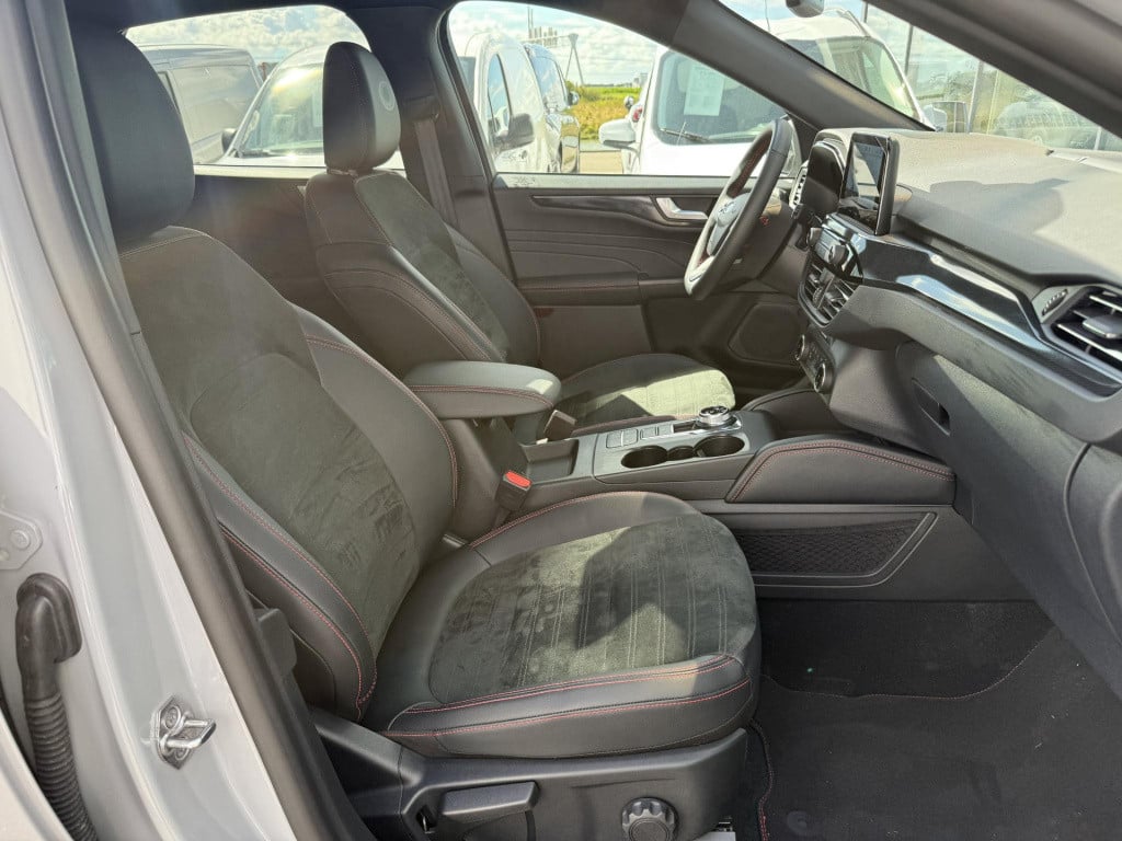 Ford Kuga 2.5 phev graphite tech edition 19'' lmv | trekhaak | panoramadak 