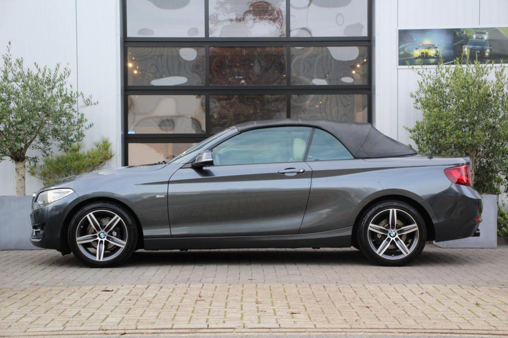 BMW 2-serie cabrio 218i sportline - leder - navi - led - pdc - stoel verw -