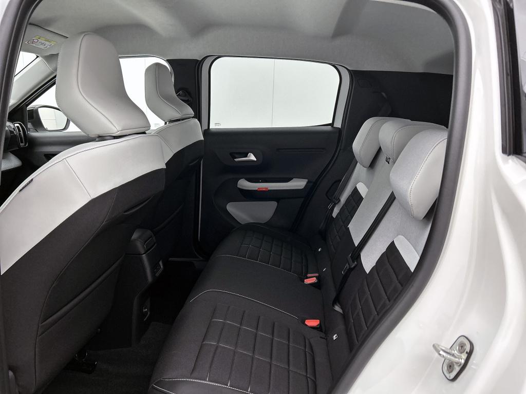 Citroen C3 hybrid 110pk automaat max | rijklaar | climate control | camera 