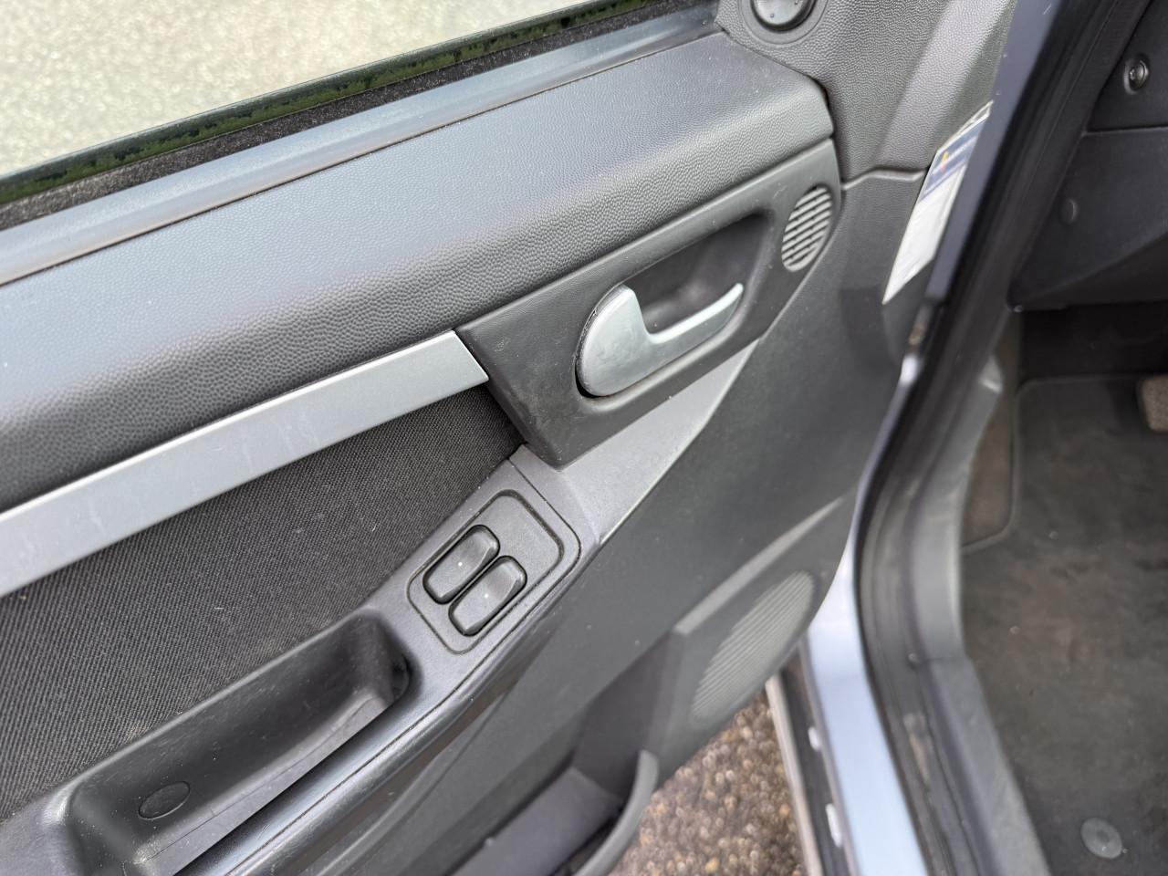 Opel Meriva Automaat 1.6 2005