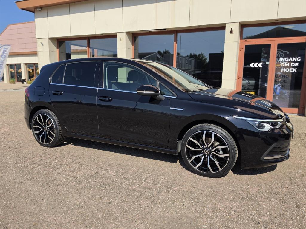 Volkswagen Golf 1.5 etsi style edition | clima | navi | acc | virtual |
