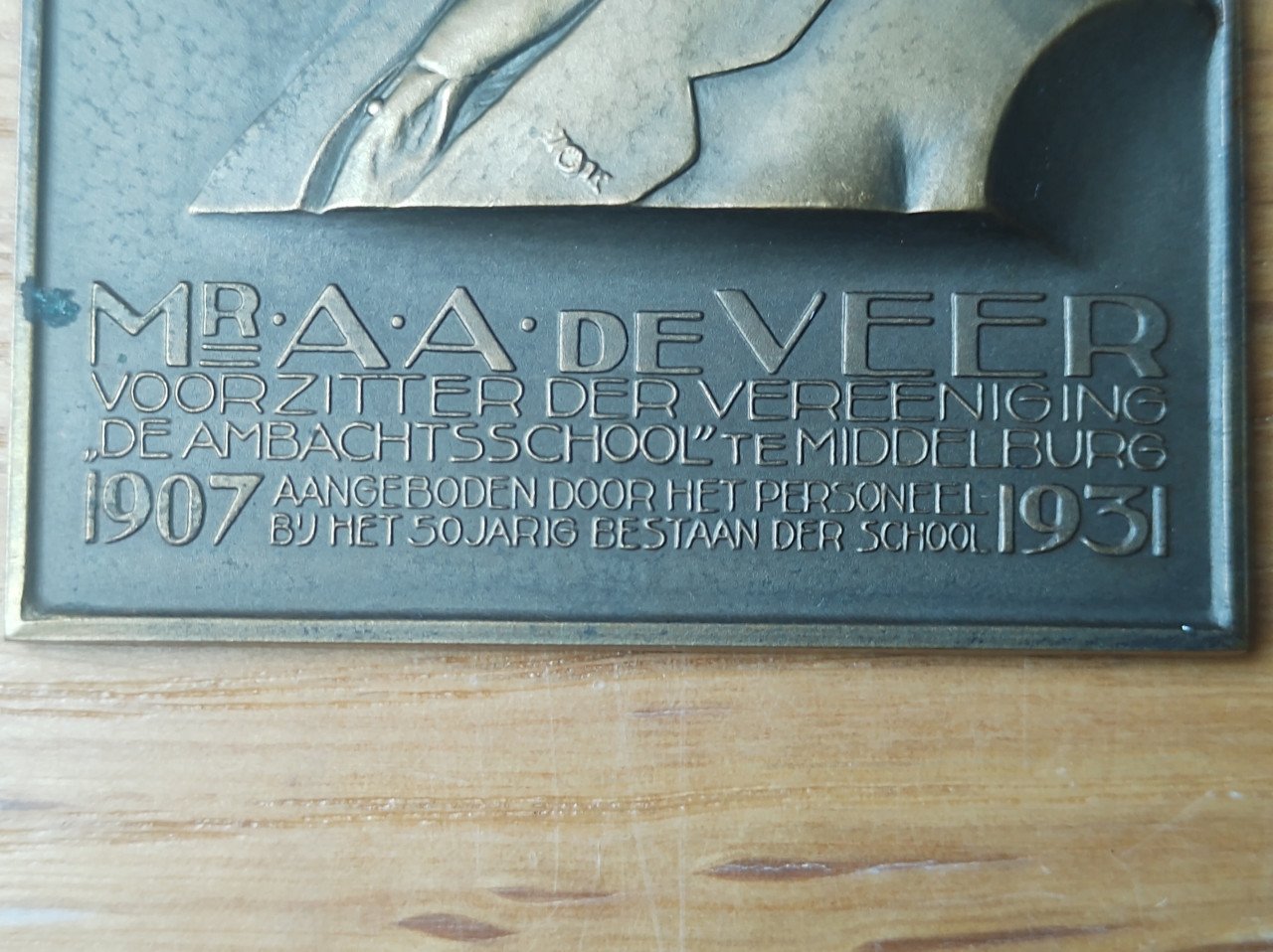 Mr. A A. de Veer. Voorzitter De Ambachtsschool te Middelburg