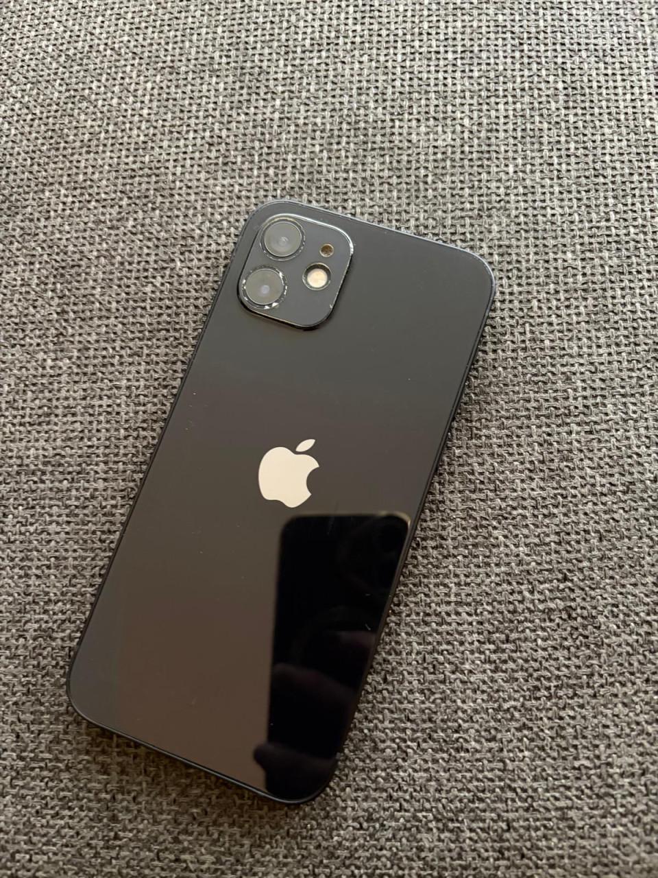 Te koop: Apple iPhone 12 64G