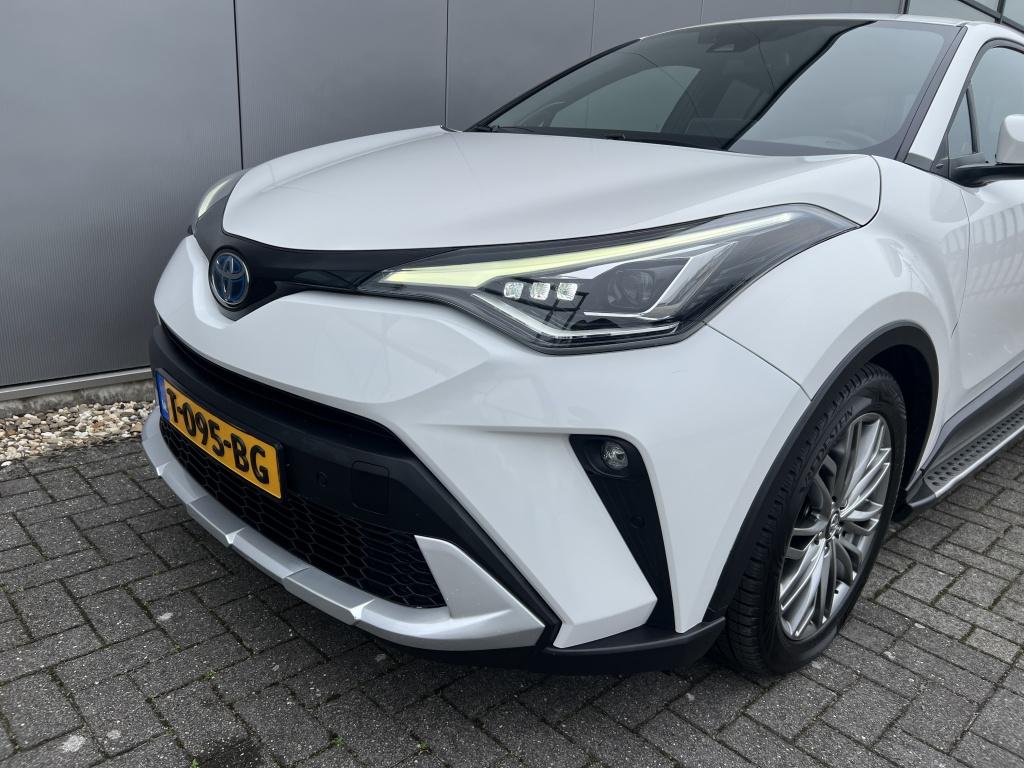 Toyota C-hr 2.0 hybrid executive