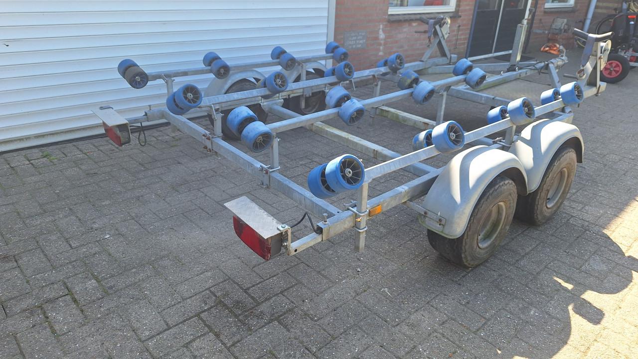 Trailer voor 2 waterscooters