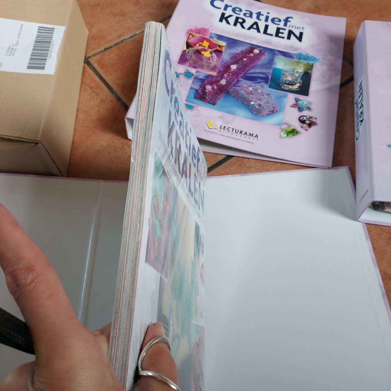 Grote nieuwe set kralen.
