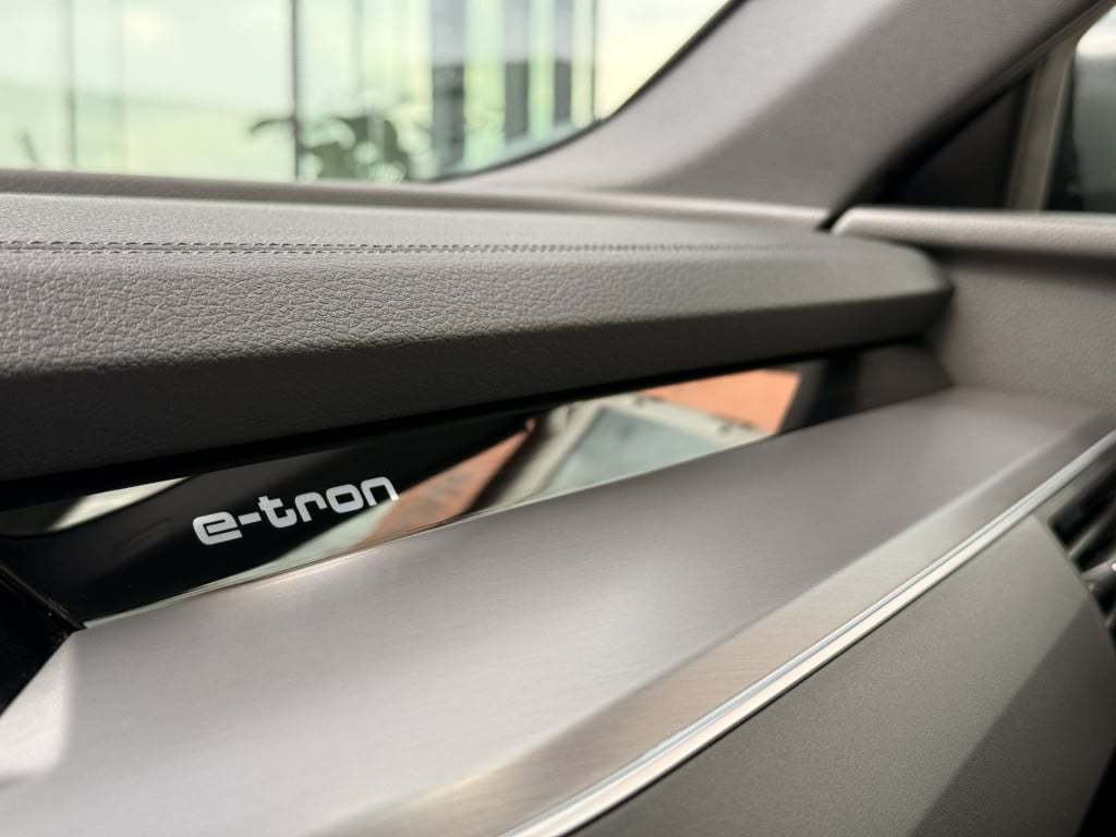 Audi E-tron sportback 55 quattro s edition 95 kwh | s-line | achteruitcamer