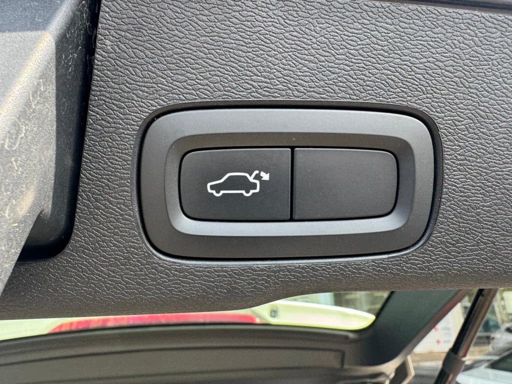 Volvo XC60 2.0 recharge t8 awd inscription