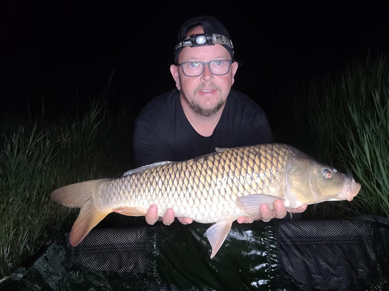 Koop een visvergunning voor een kerst en nieuwjaar cadeau € 17,50 KOOPJE