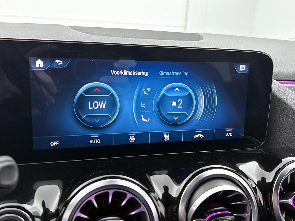 Mercedes-Benz Eqa 250 business solution luxury 67 kwh ledkoplampen | parkee