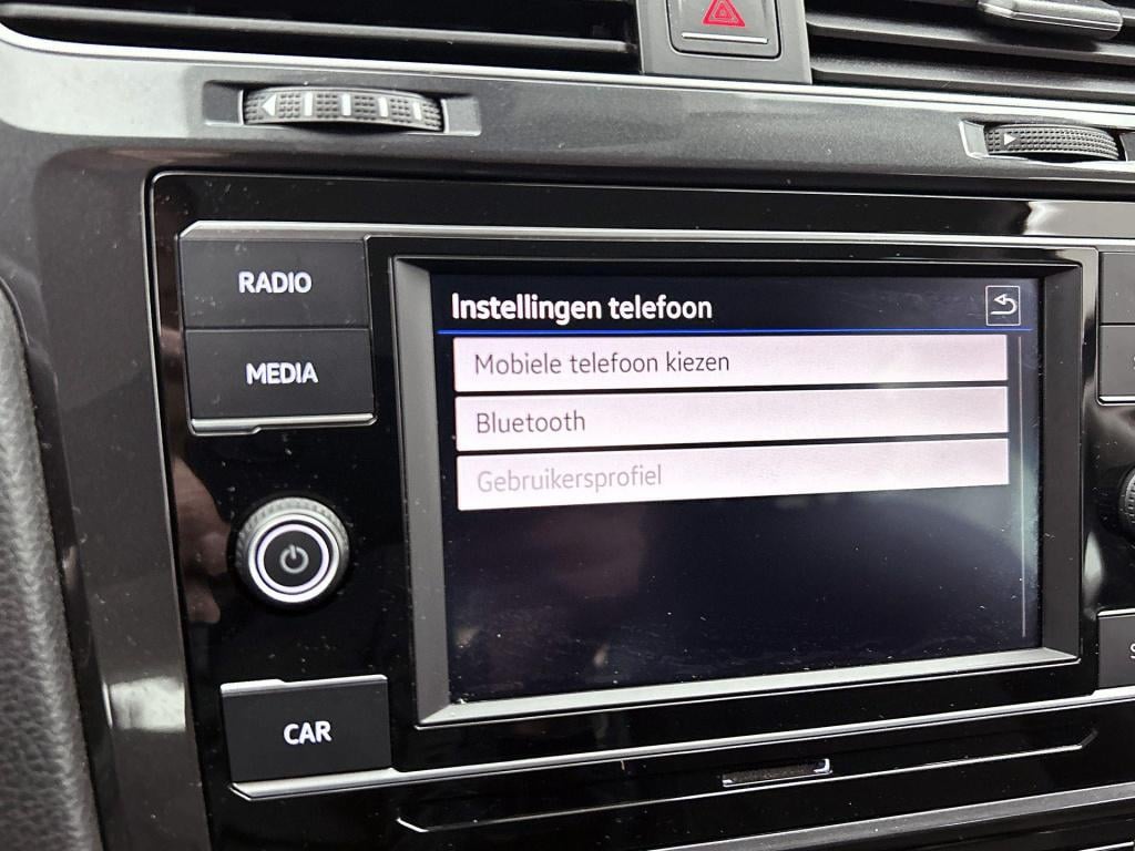 Volkswagen Golf variant 1.0 tsi trendline | parkeer sensoren | cruise contr