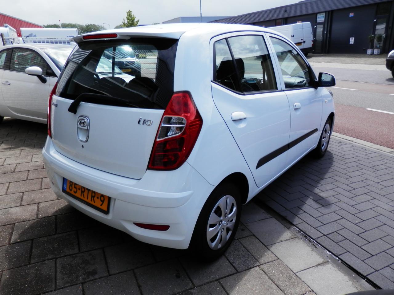 Auto Garant Biedt Aan: Hyundai I 10 Drive Cool
